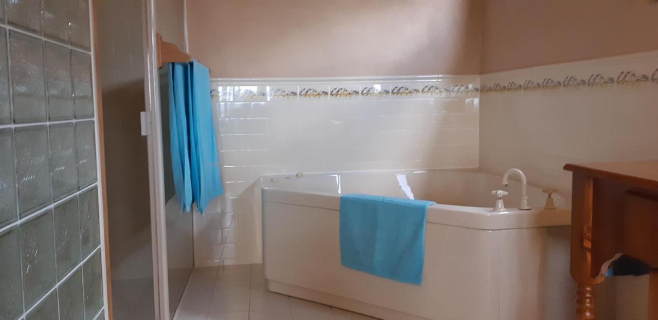 Mapleton Peaceful Provence Bnb מראה חיצוני תמונה